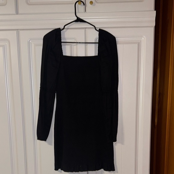 Gianni Bini Black Smocked Long Sleeve Bodycon Mini Dress – Size M - Picture 5 of 5